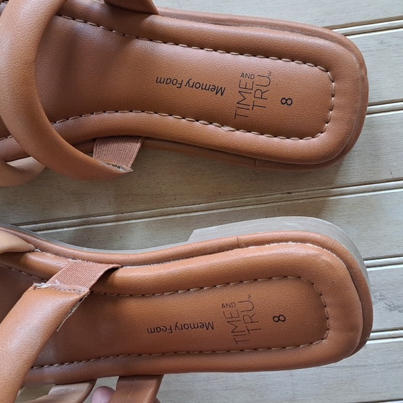 Time & Tru Sintetico Comfy Multicolor Strappy Stylish Slides Causal Sandals. - Picture 2 of 6